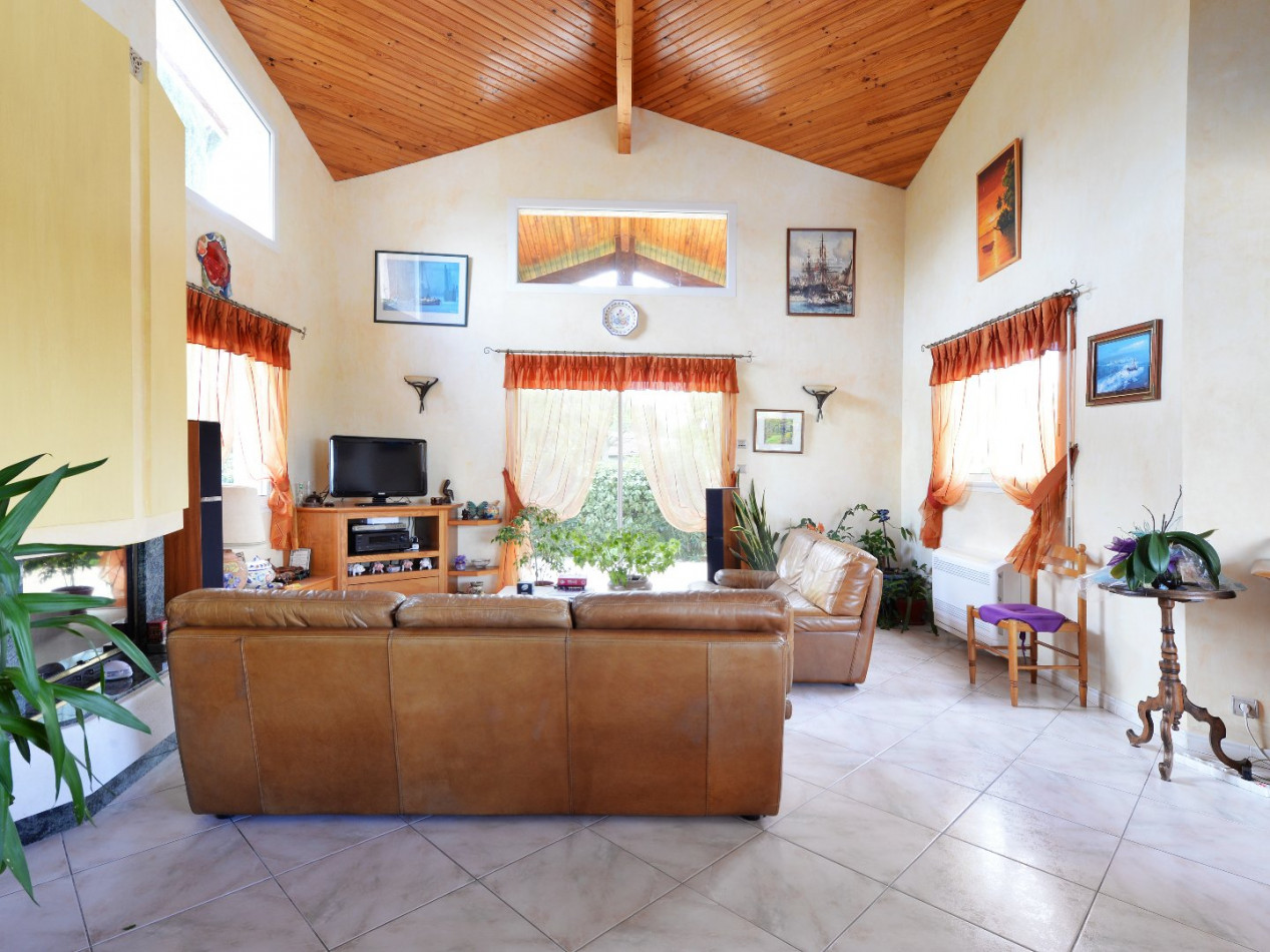 A vendre L'isle-jourdain 320071455 L'occitane immobilier