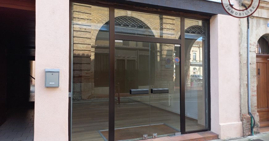 location Local commercial L'isle-jourdain