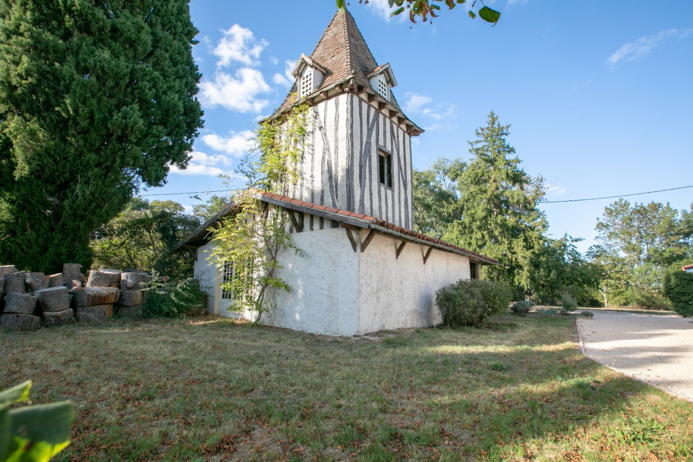 sale Maison de caractre L'isle-jourdain