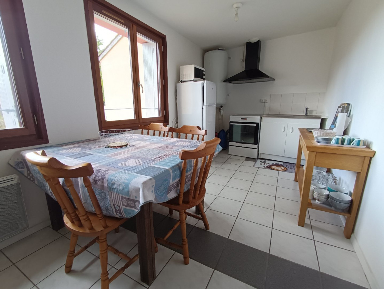 location Appartement L'isle-jourdain - Photo 5
