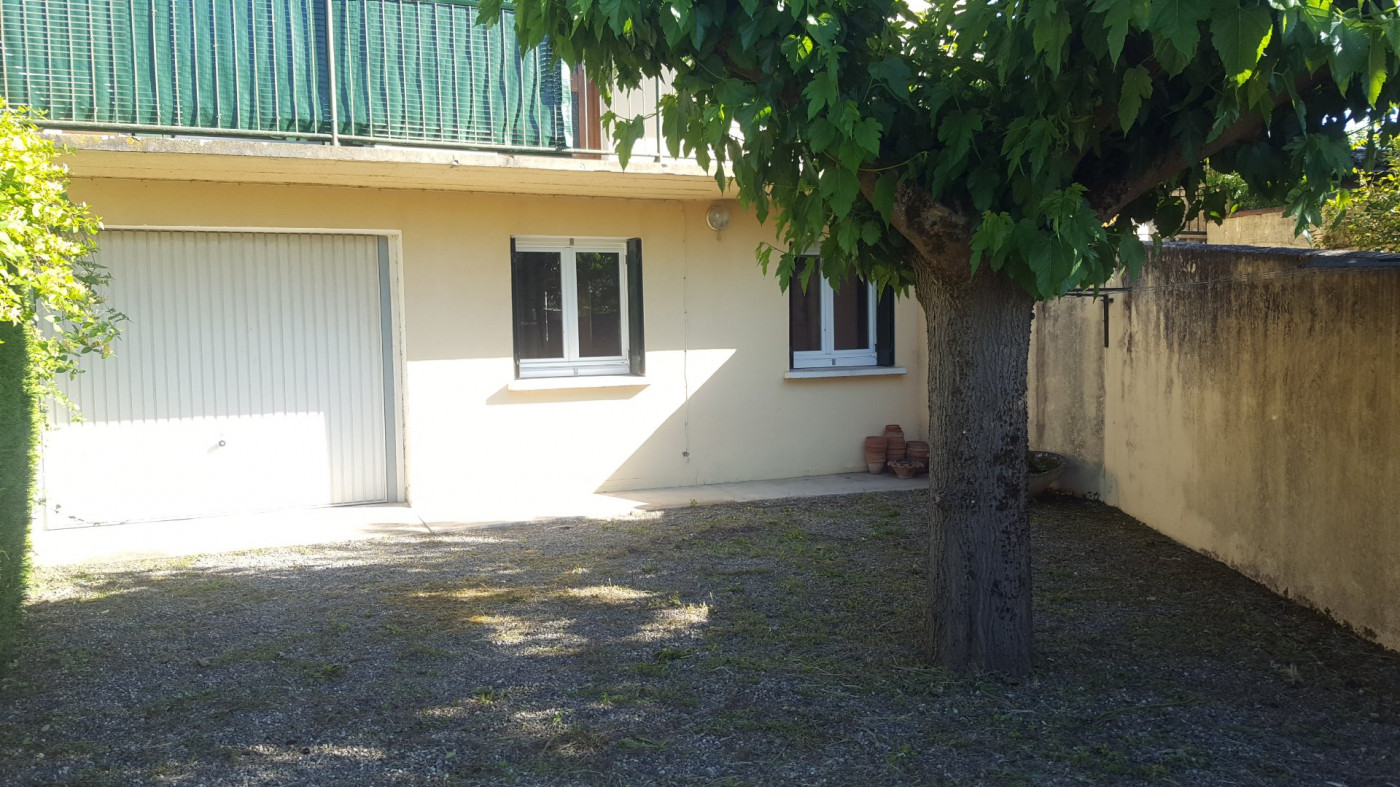 vente Immeuble de rapport L'isle-jourdain - Photo 2