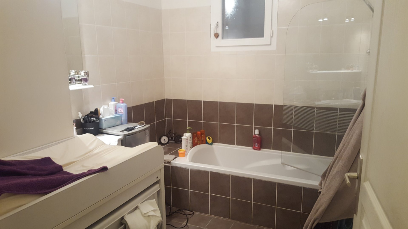 location Maison L'isle-jourdain - Photo 5