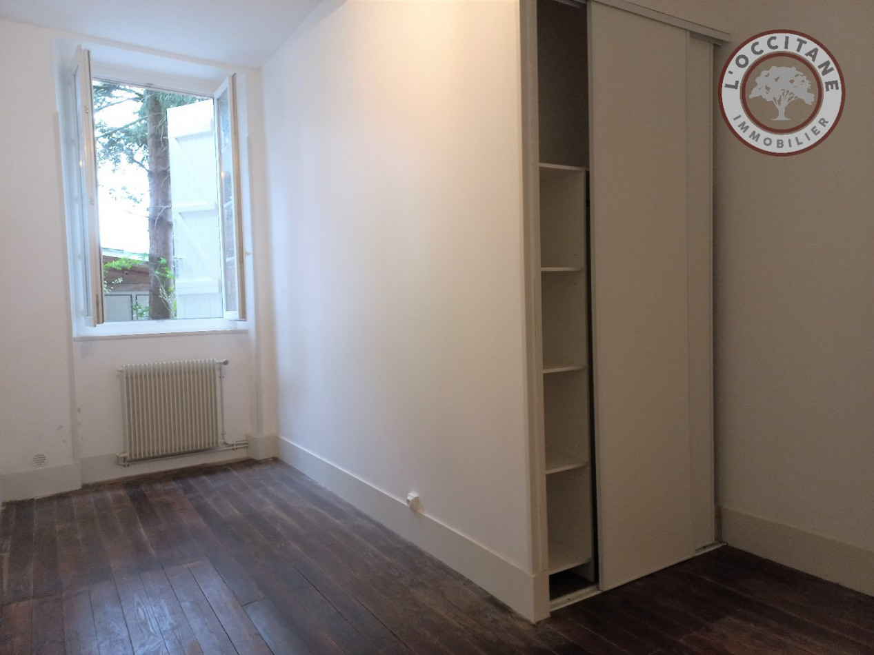 location Appartement L'isle-jourdain - Photo 9