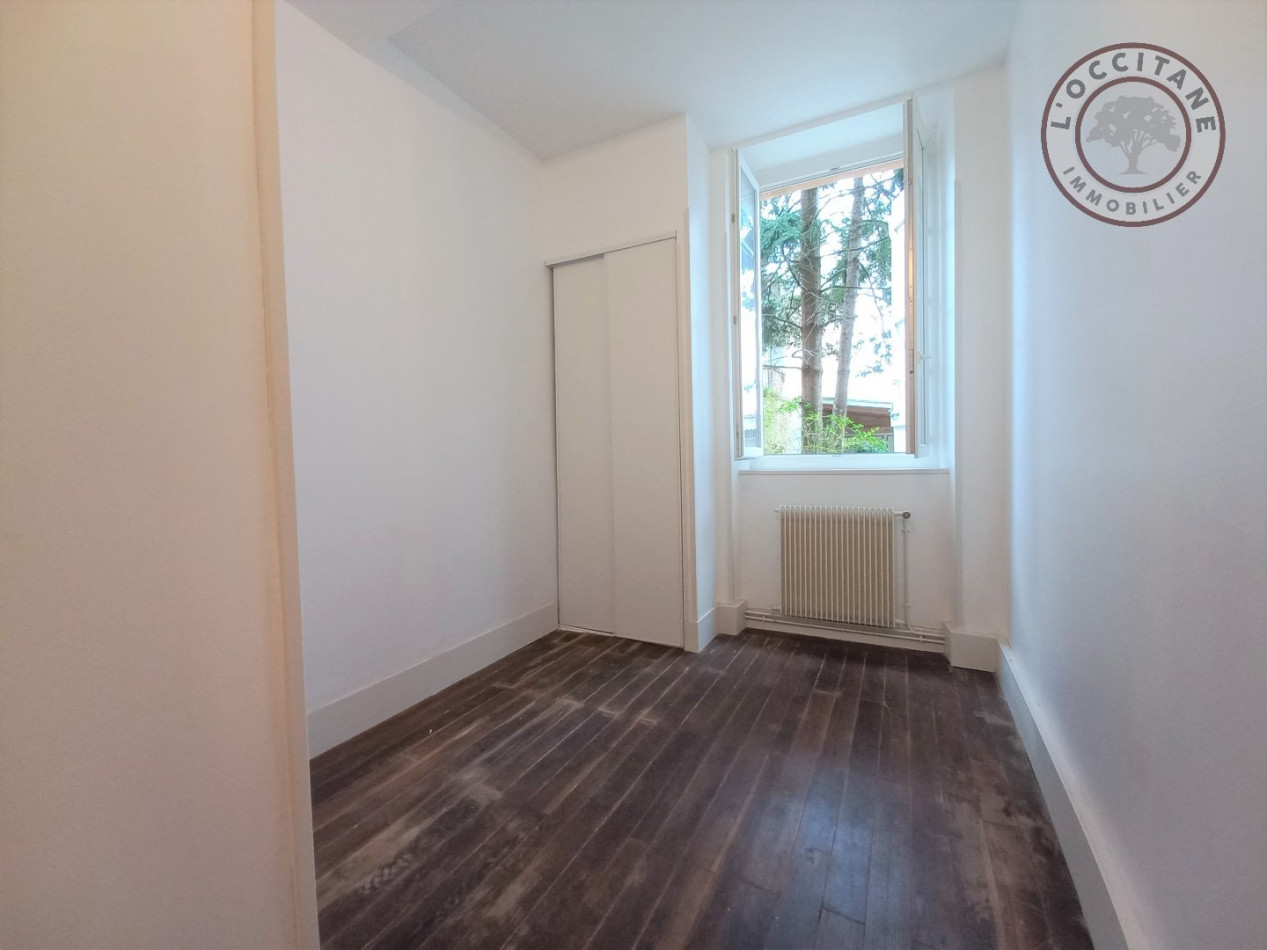 location Appartement L'isle-jourdain - Photo 6