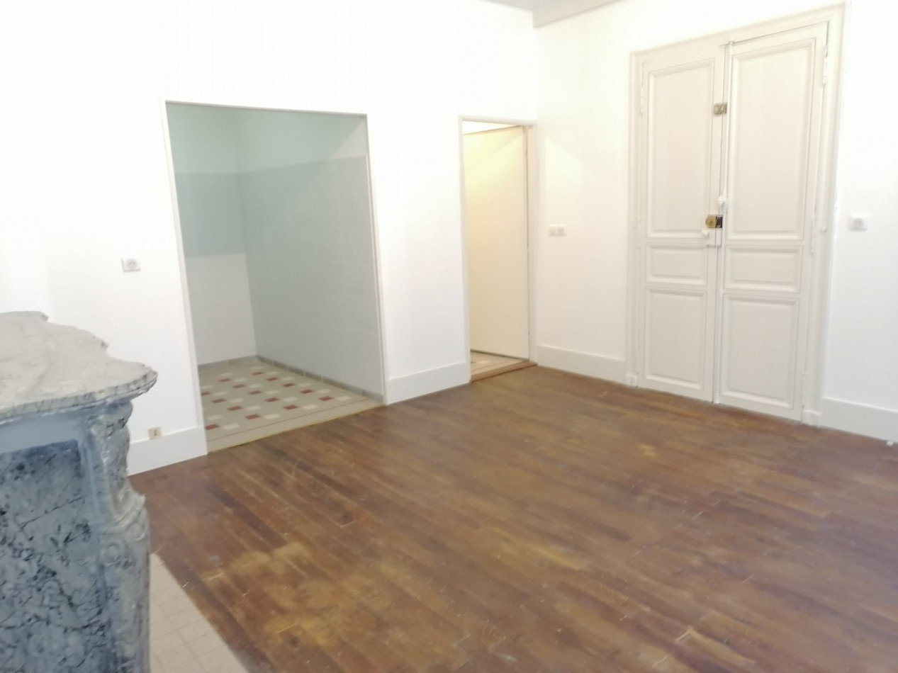 location Appartement L'isle-jourdain - Photo 7