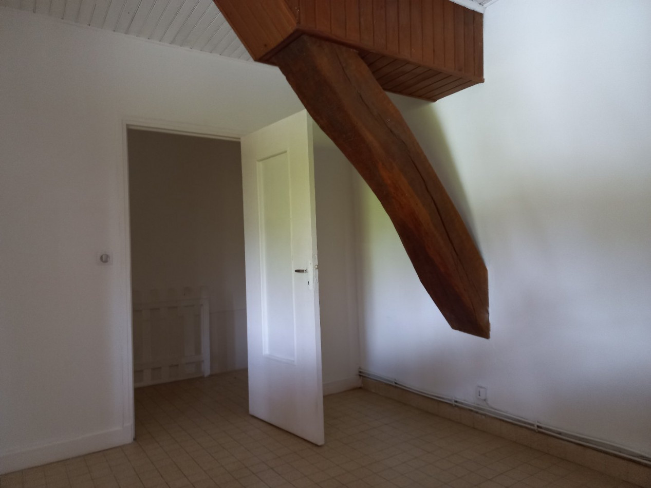 location Appartement L'isle-jourdain - Photo 1