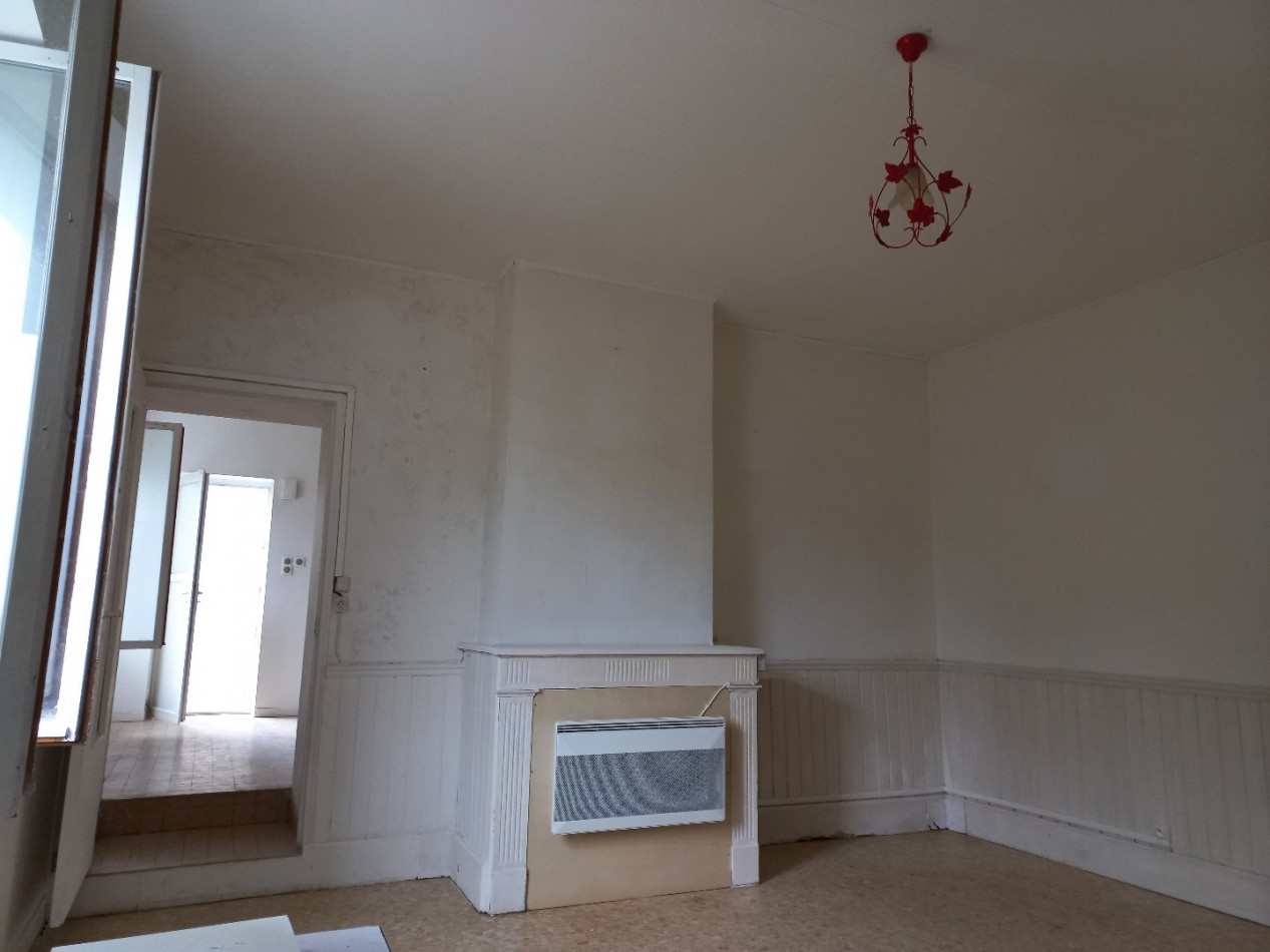 location Appartement L'isle-jourdain - Photo 6
