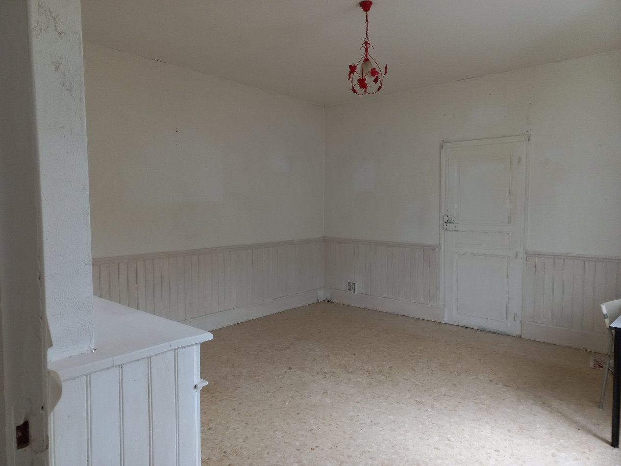 location Appartement L'isle-jourdain - Photo 2