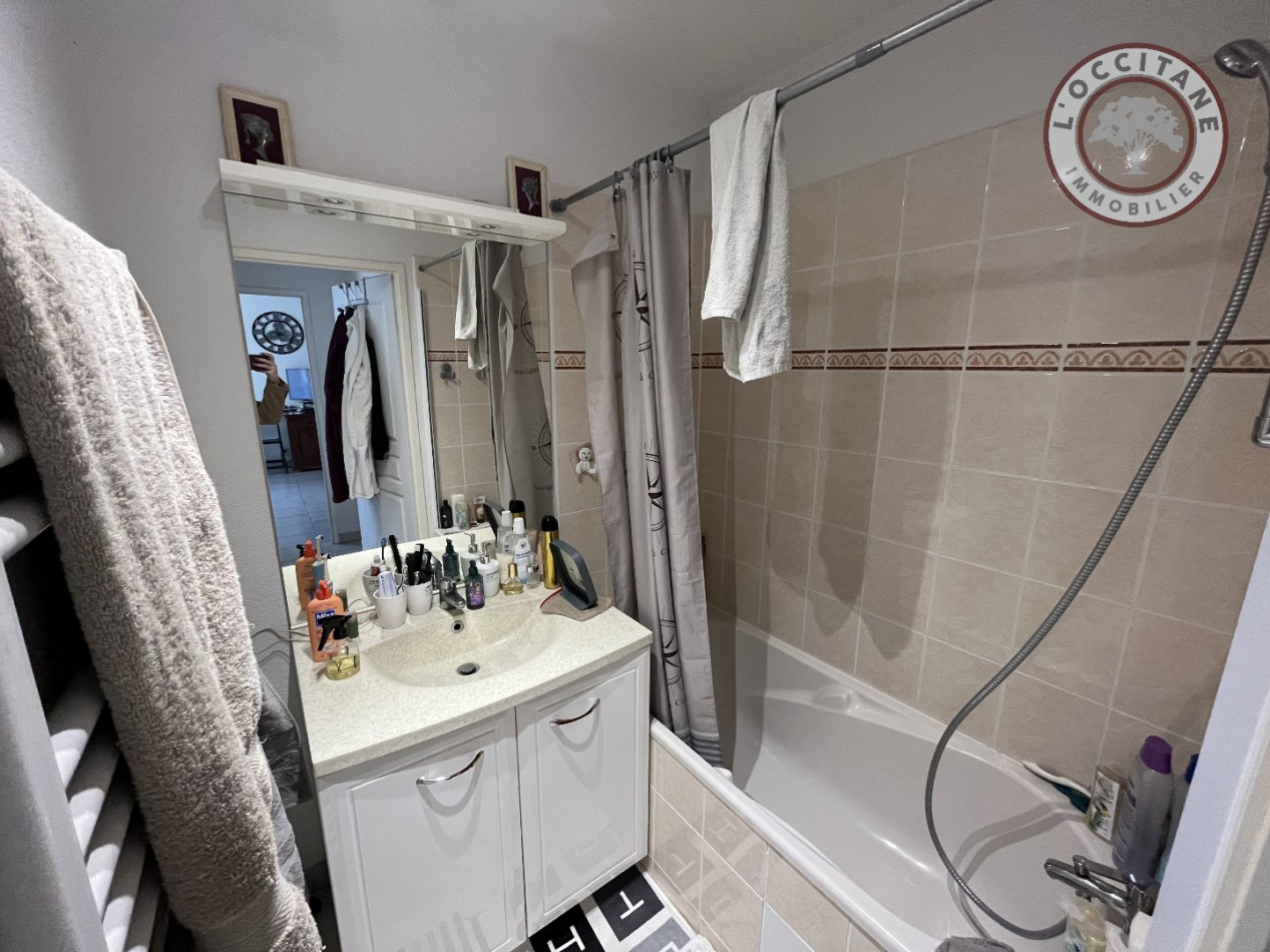 location Appartement L'isle-jourdain - Photo 6