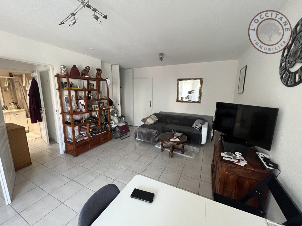 location Appartement L'isle-jourdain - Photo 4