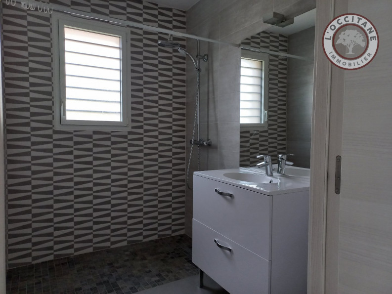 location Appartement L'isle-jourdain - Photo 4