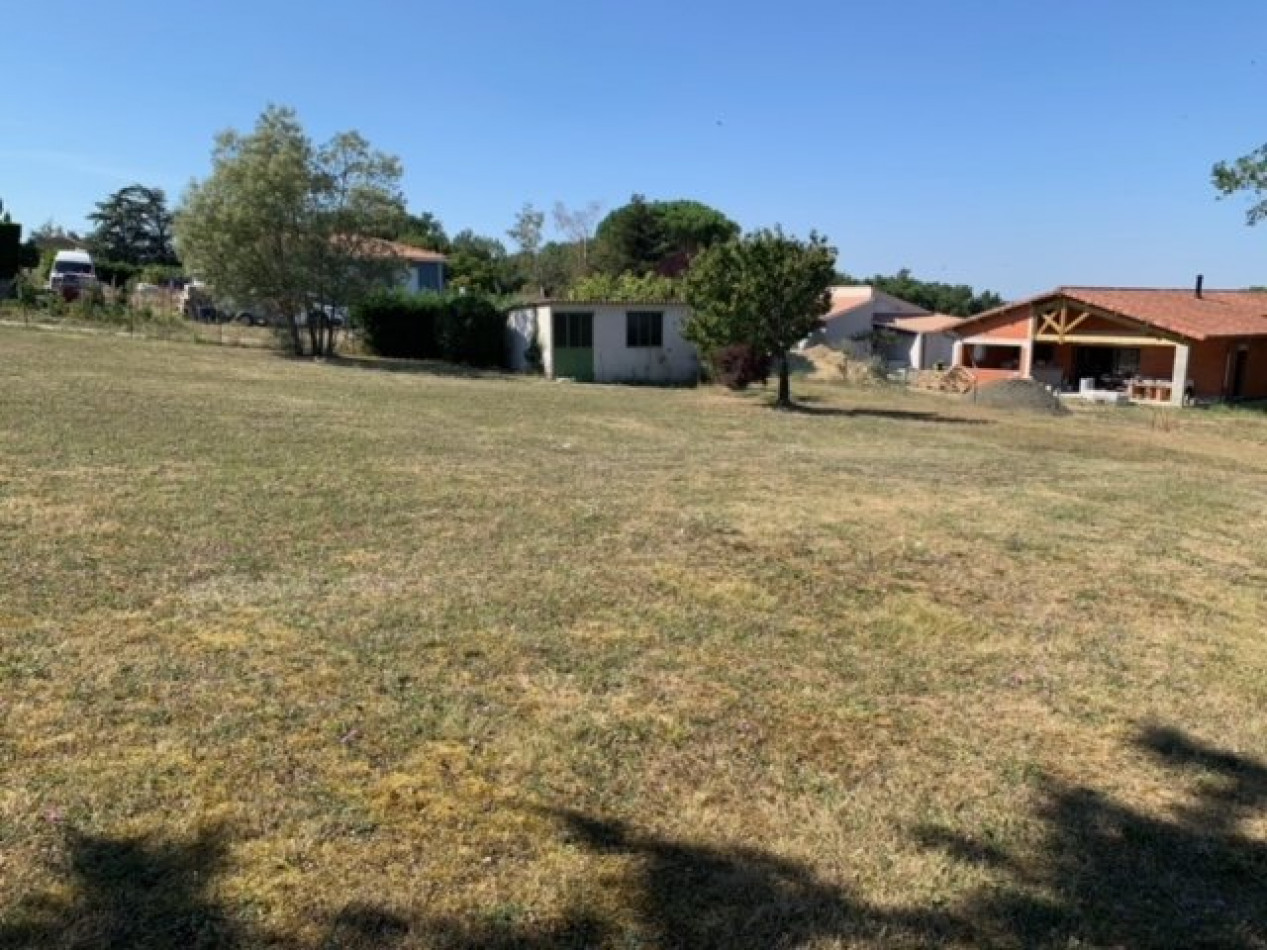 vente Terrain constructible L'isle-jourdain - Photo 3