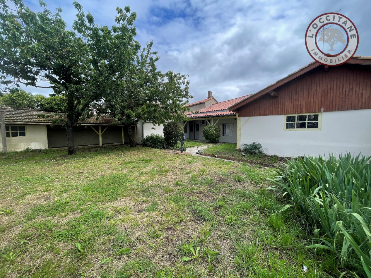 location Maison L'isle-jourdain - Photo 1