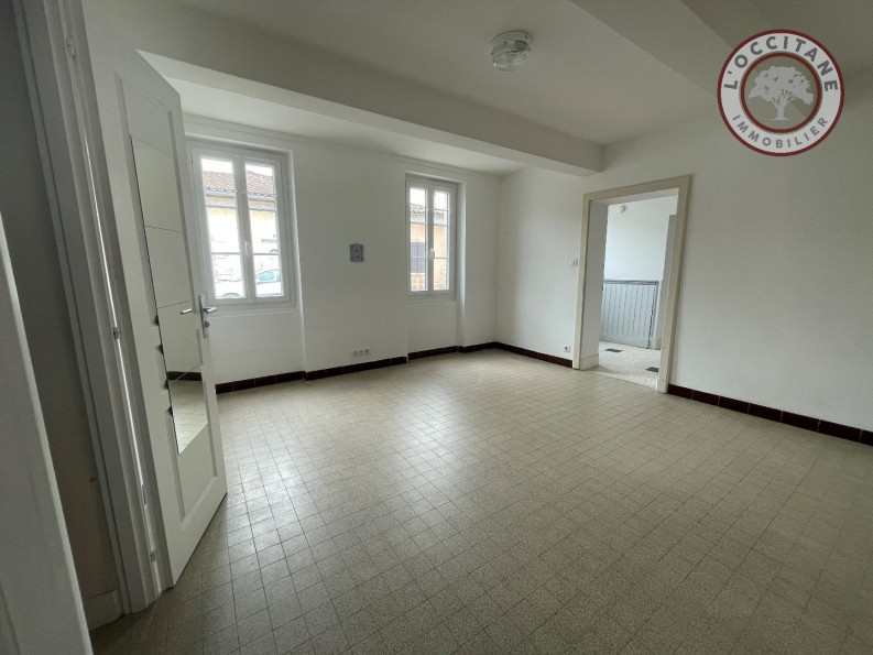 location Maison L'isle-jourdain - Photo 1