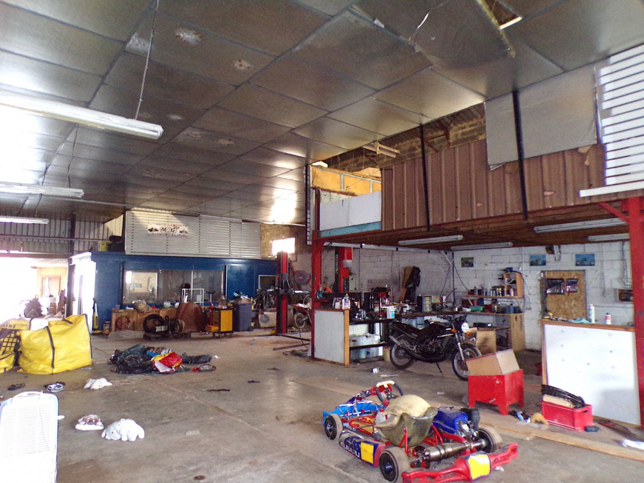 vente Ateliers et bureaux Fleurance - Photo 2