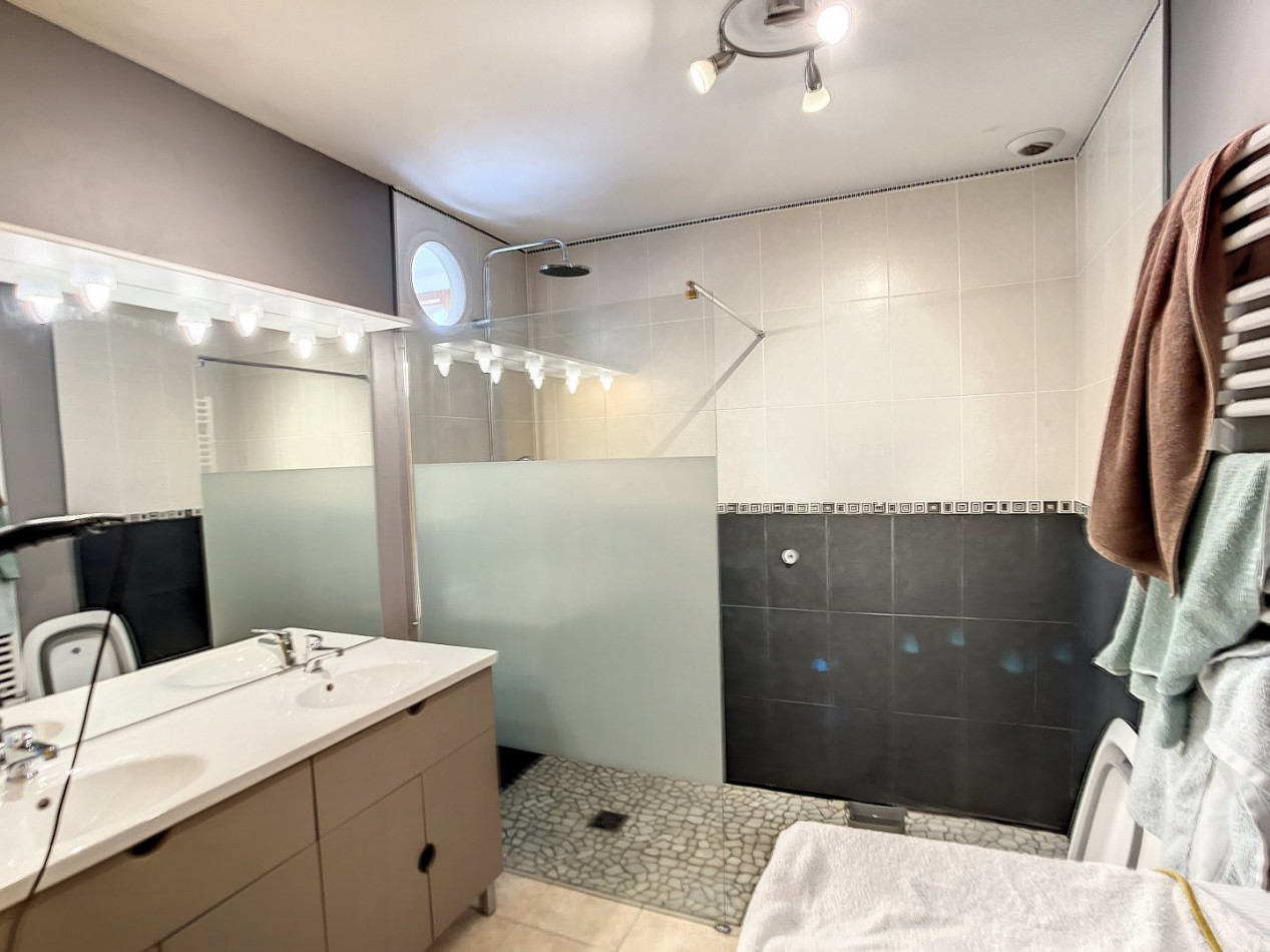 vente Maison L'isle-jourdain - Photo 7