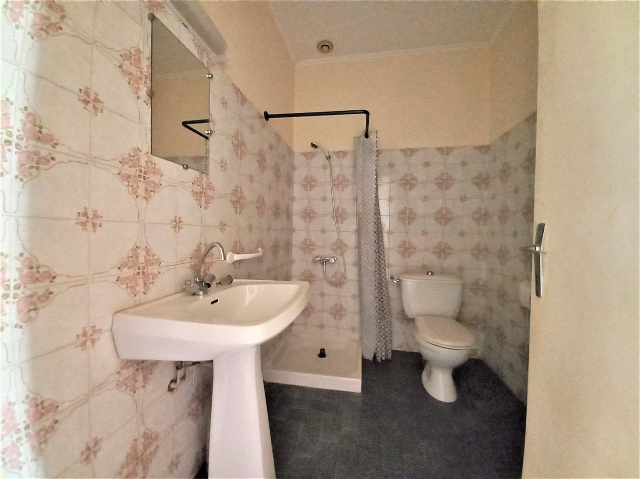 location Appartement L'isle-jourdain - Photo 5