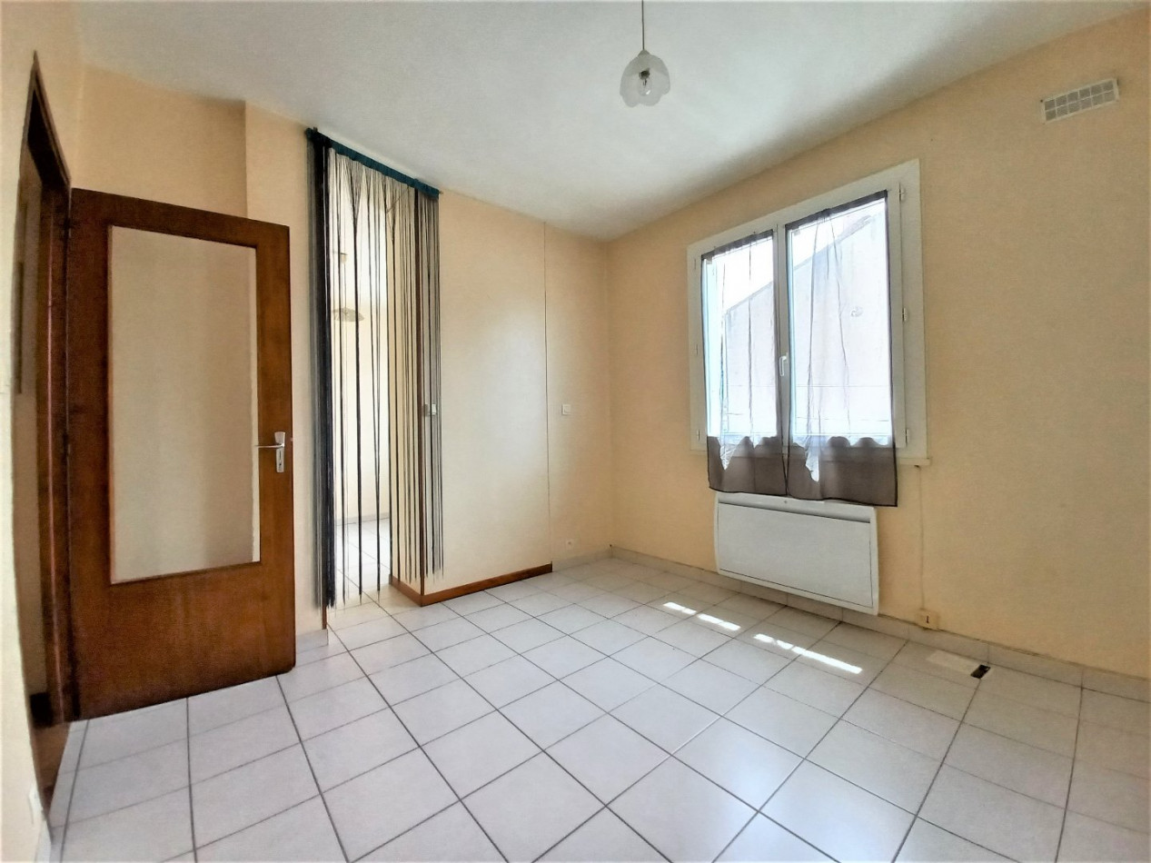 location Appartement L'isle-jourdain - Photo 6
