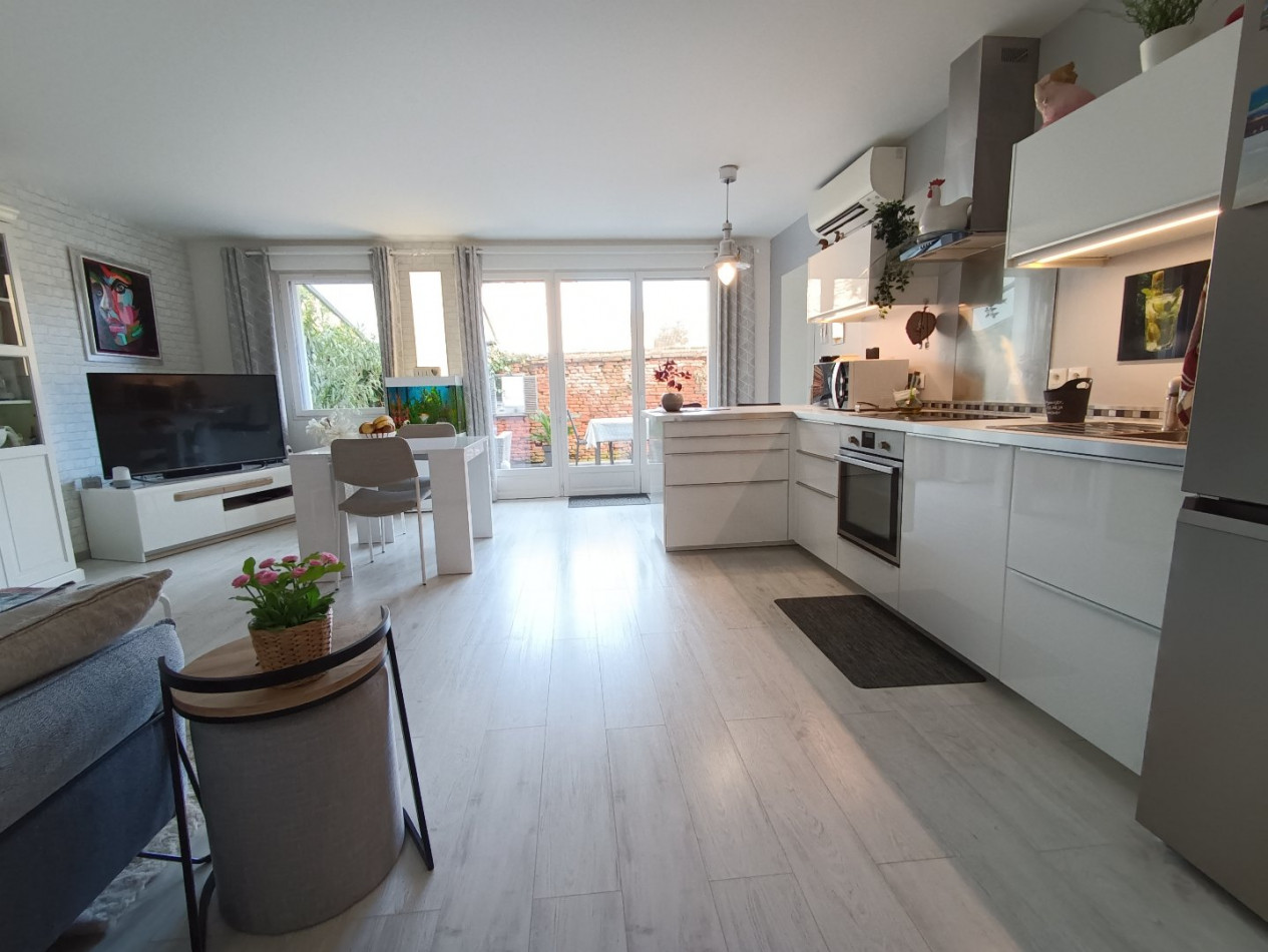 vente Maison L'isle-jourdain - Photo 2