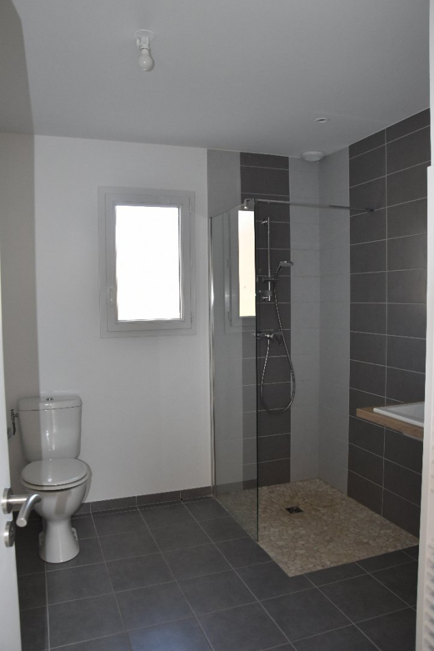 vente Maison L'isle-jourdain - Photo 5