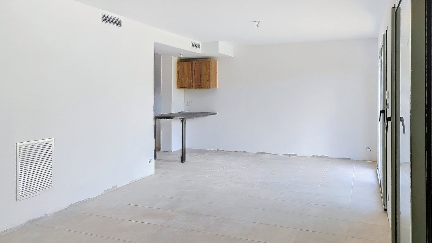 sale Maison en vefa L'isle-jourdain - Photo 3