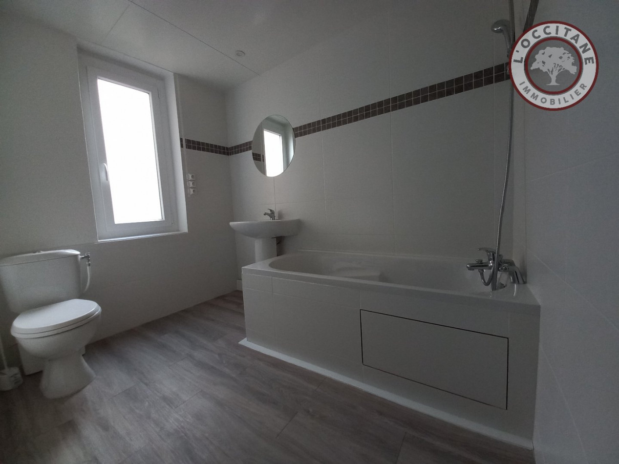 à louer Appartement L'isle-jourdain - Photo 2