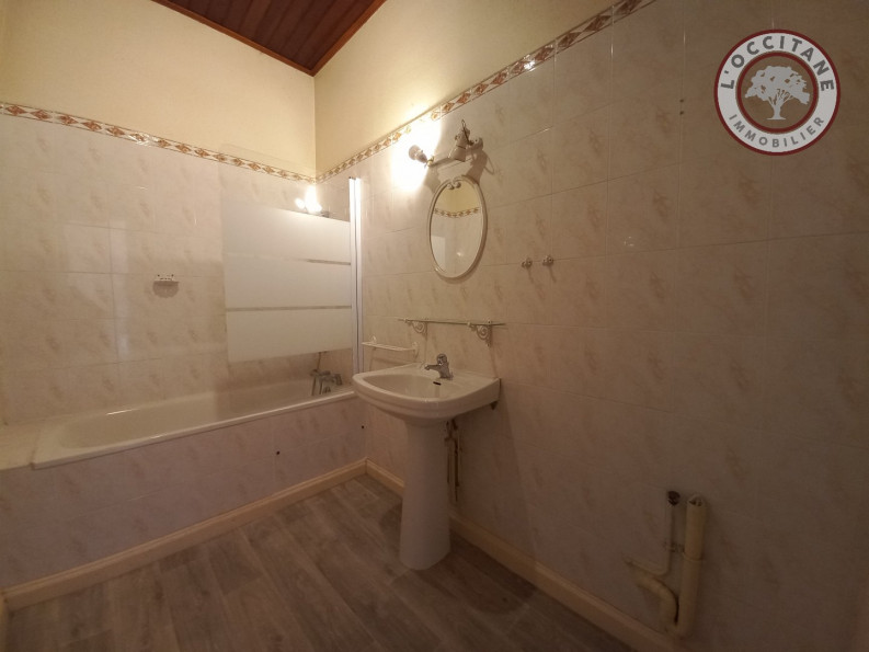 location Appartement L'isle-jourdain - Photo 8