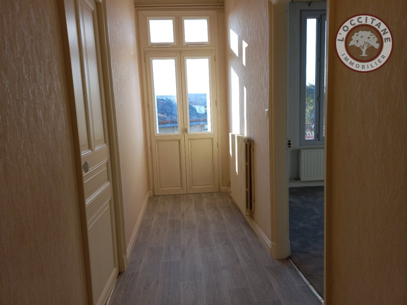 location Appartement L'isle-jourdain - Photo 6