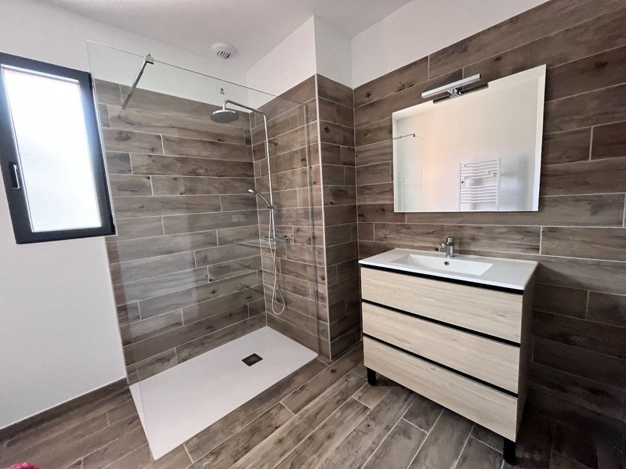 sale Maison L'isle-jourdain - Photo 9