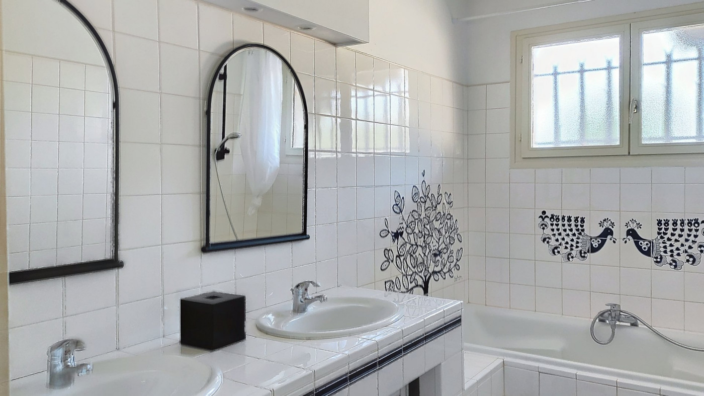 vente Maison L'isle-jourdain - Photo 8
