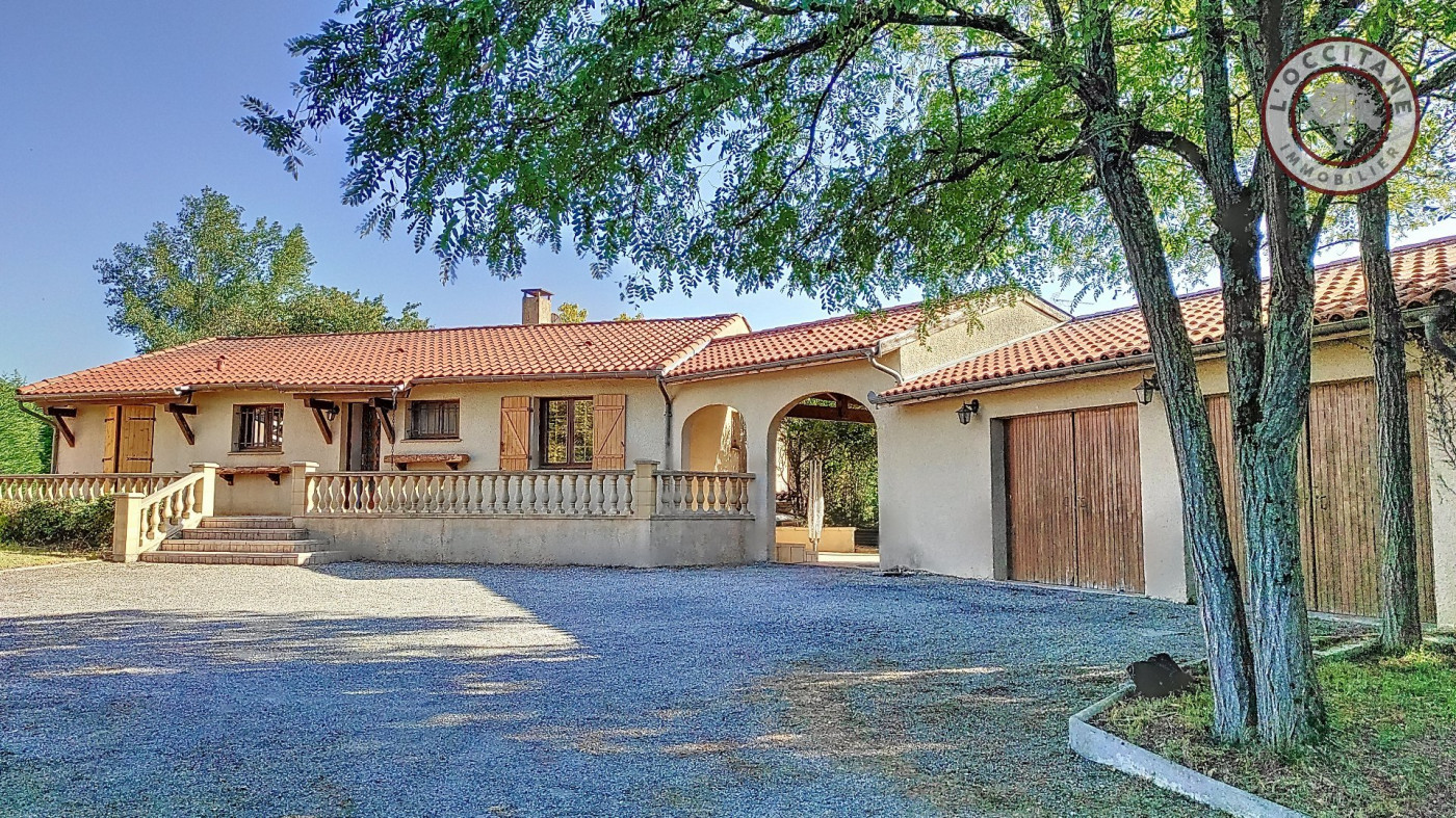 vente Maison L'isle-jourdain - Photo 1