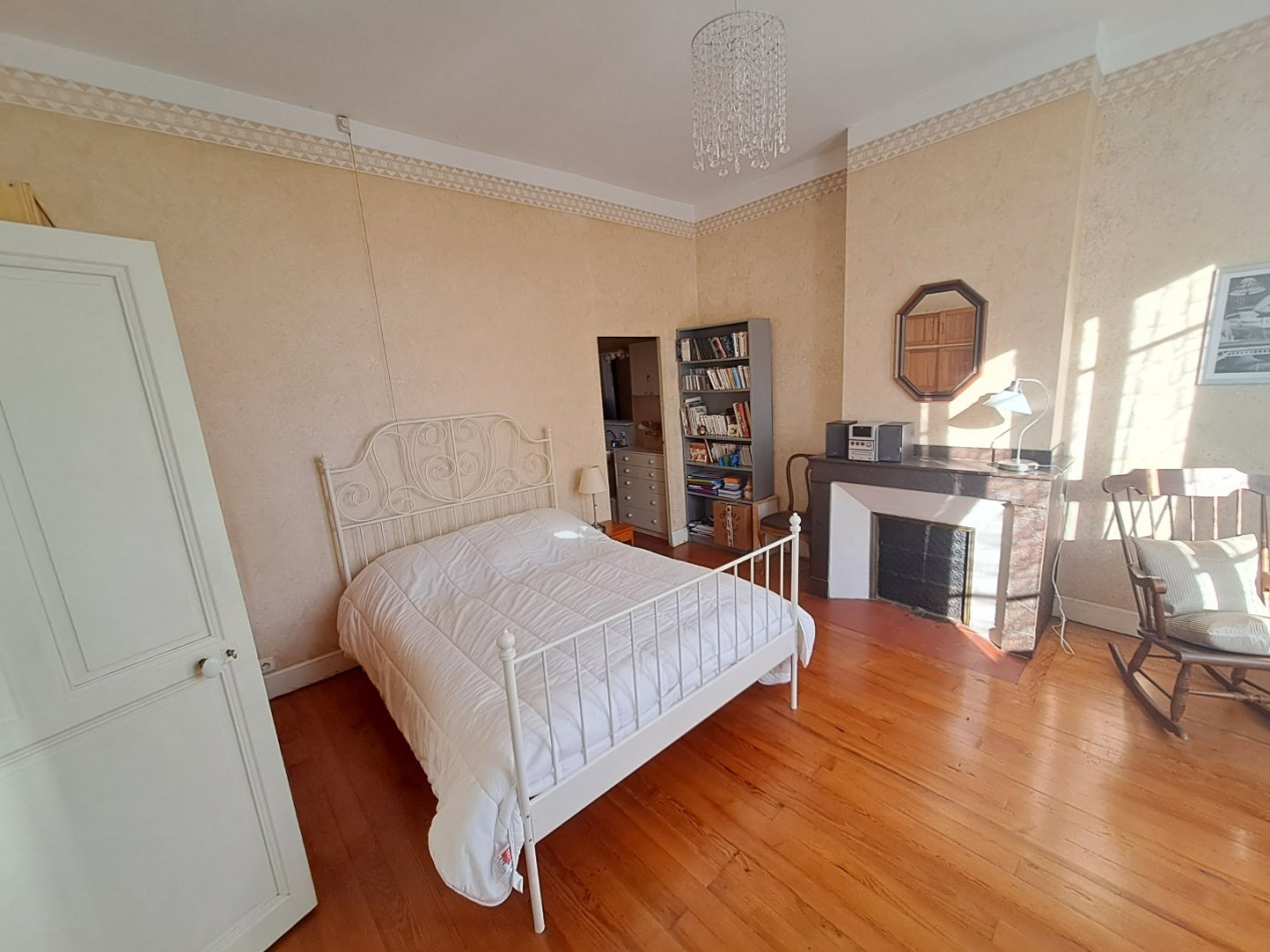 vente Maison de caractère L'isle-jourdain - Photo 8