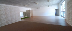 location Local commercial L'isle-jourdain