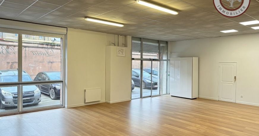 location Local commercial L'isle-jourdain