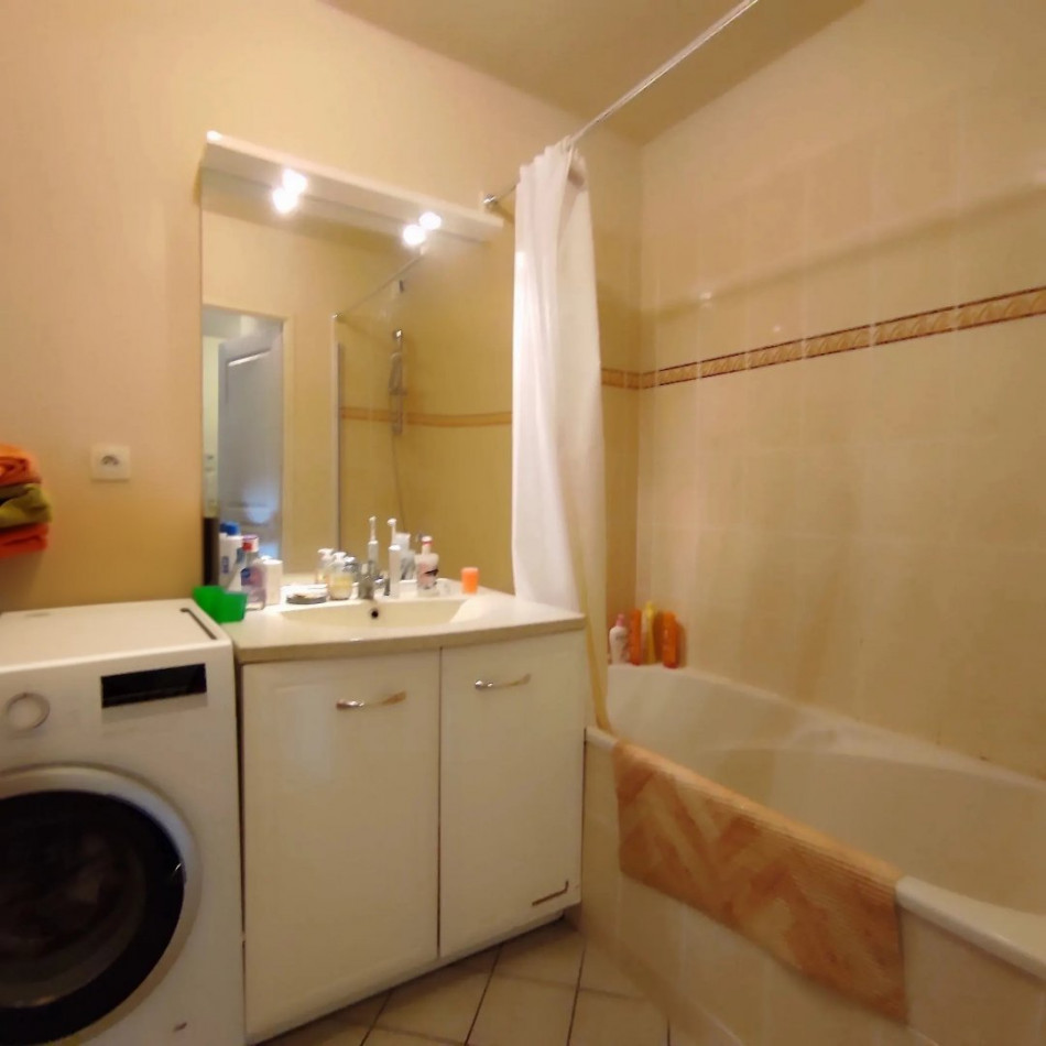 vente Appartement L'isle-jourdain - Photo 8