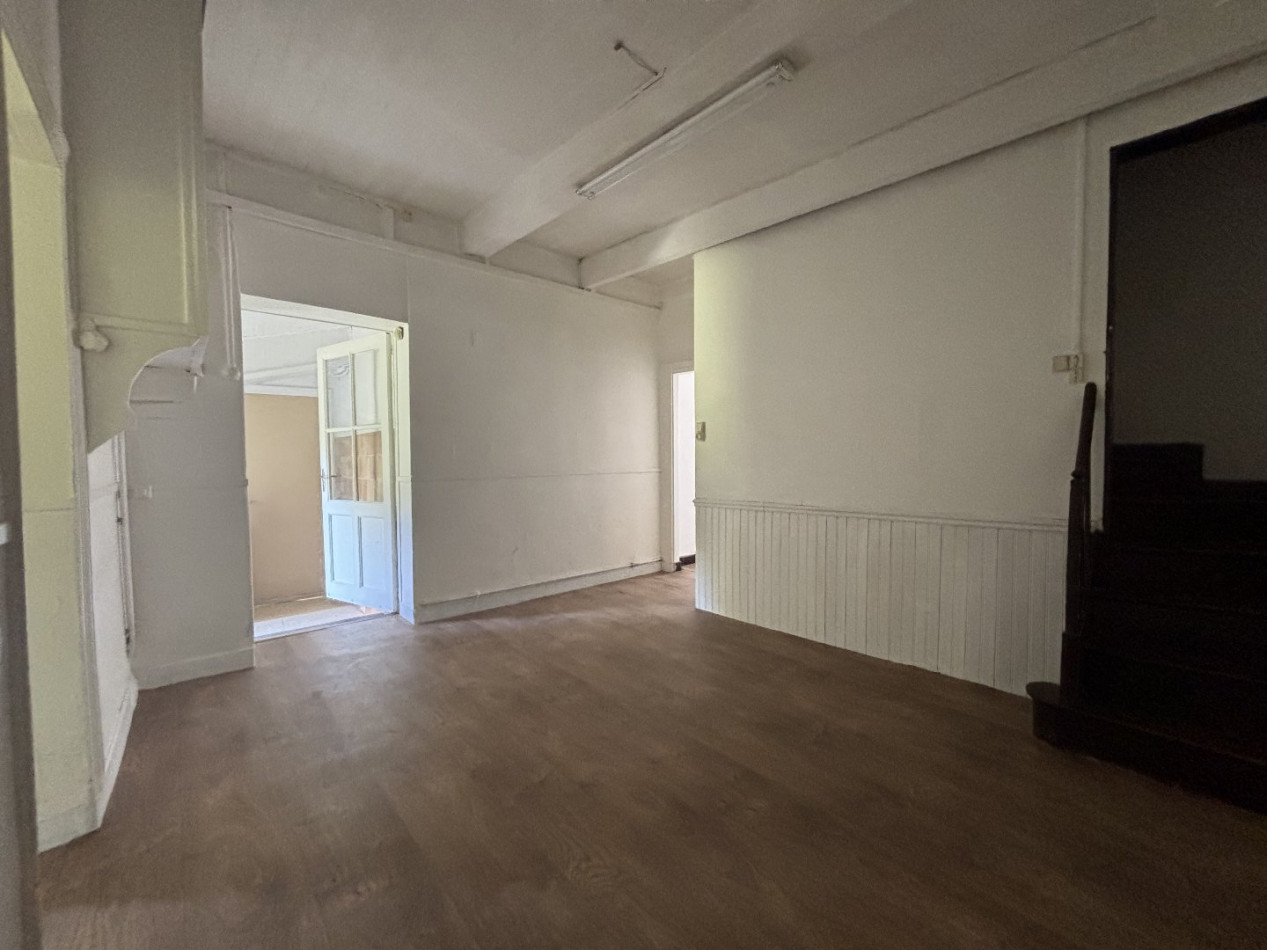 sale Maison L'isle-jourdain - Photo 4