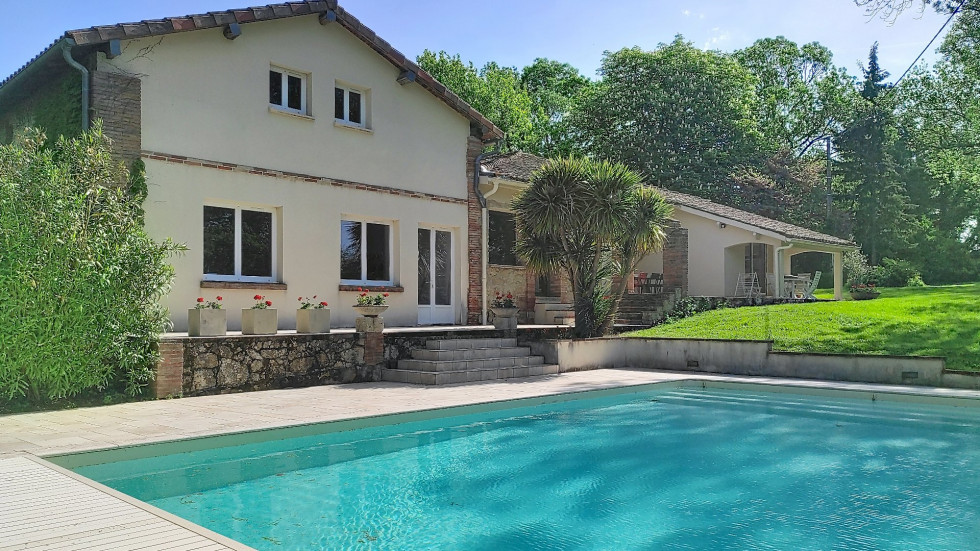 vente Maison de caractère L'isle-jourdain - Photo 2
