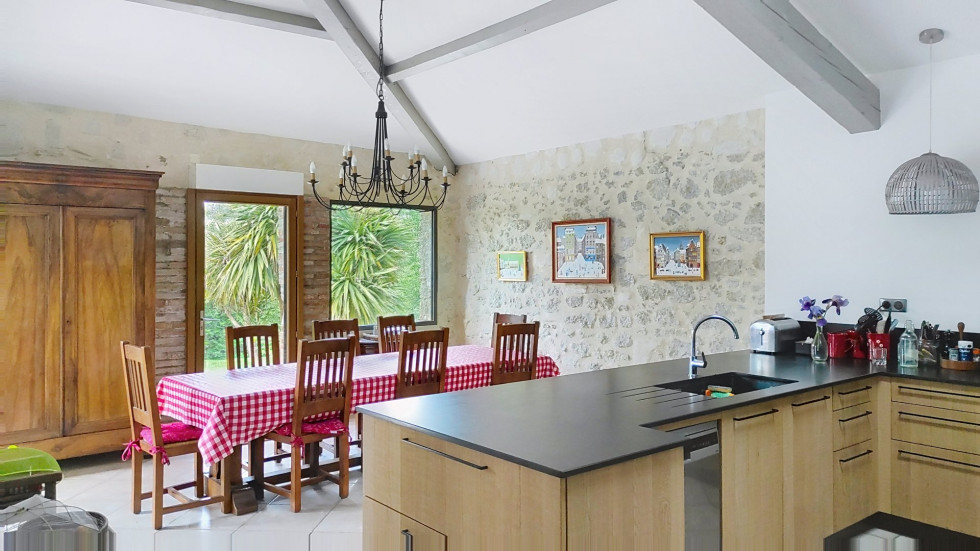 vente Maison de caractère L'isle-jourdain - Photo 8