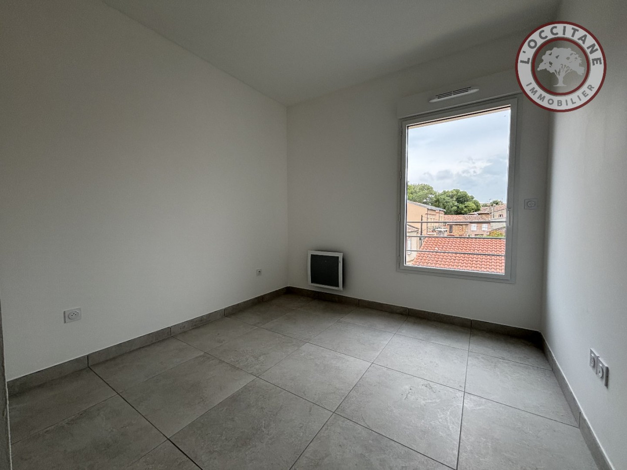 location Appartement L'isle-jourdain - Photo 4