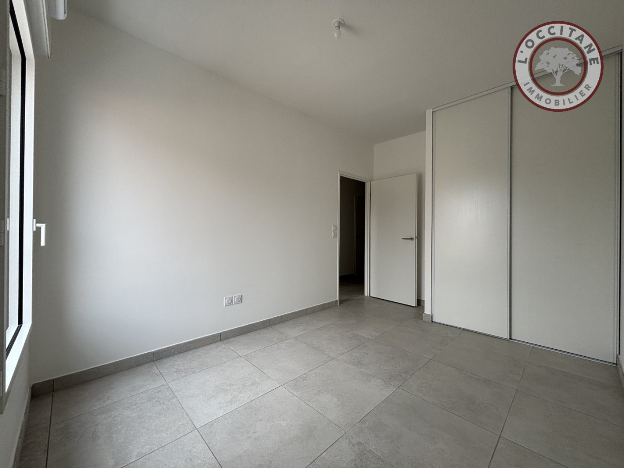 location Appartement L'isle-jourdain - Photo 6