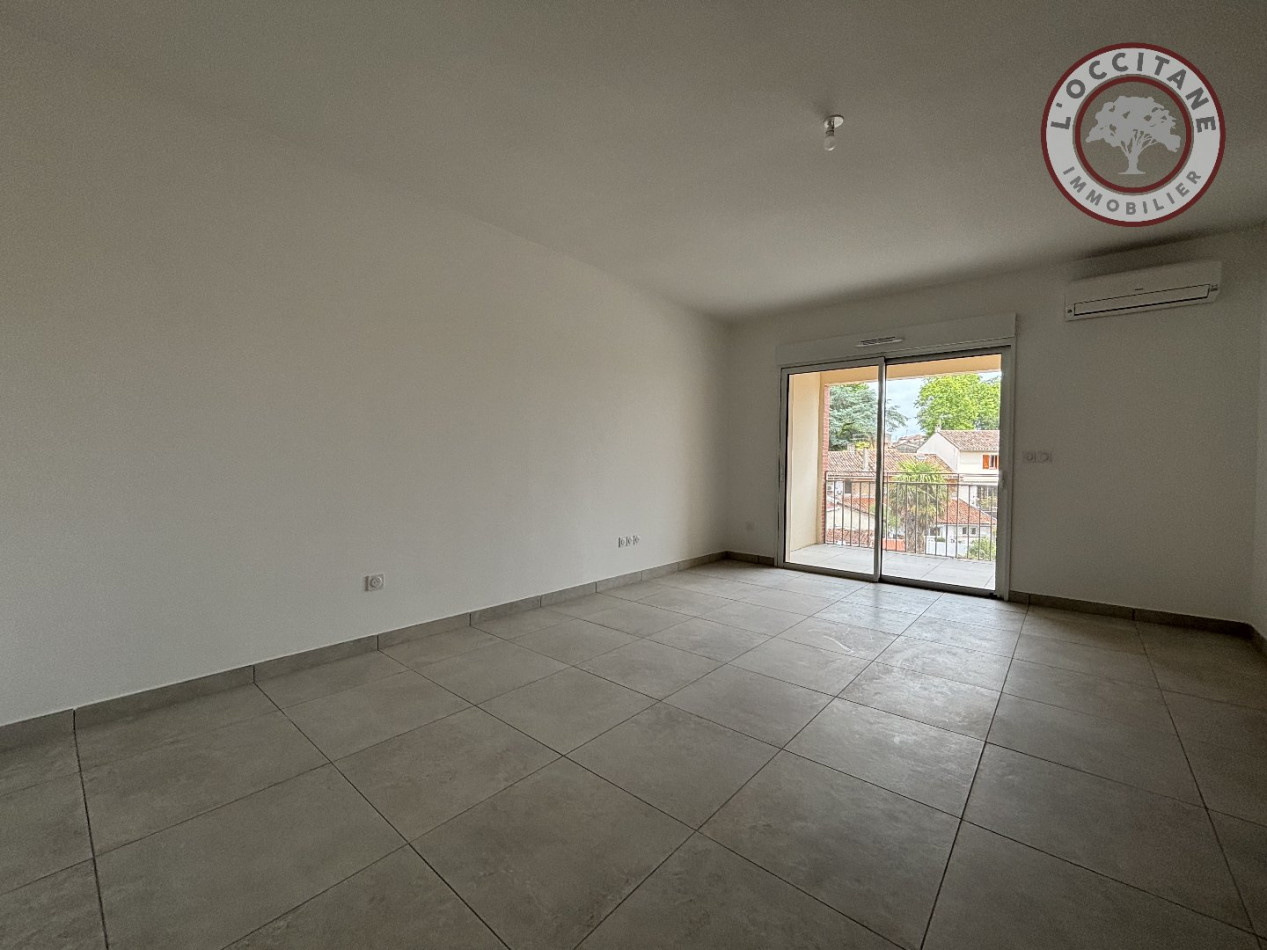 location Appartement L'isle-jourdain - Photo 7