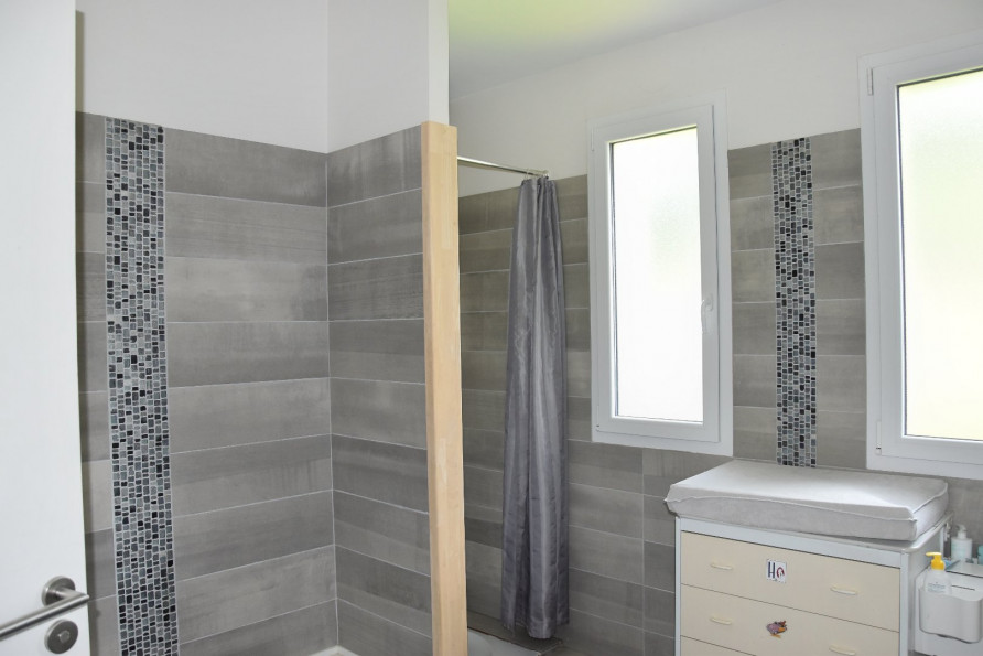 vente Maison L'isle-jourdain - Photo 10