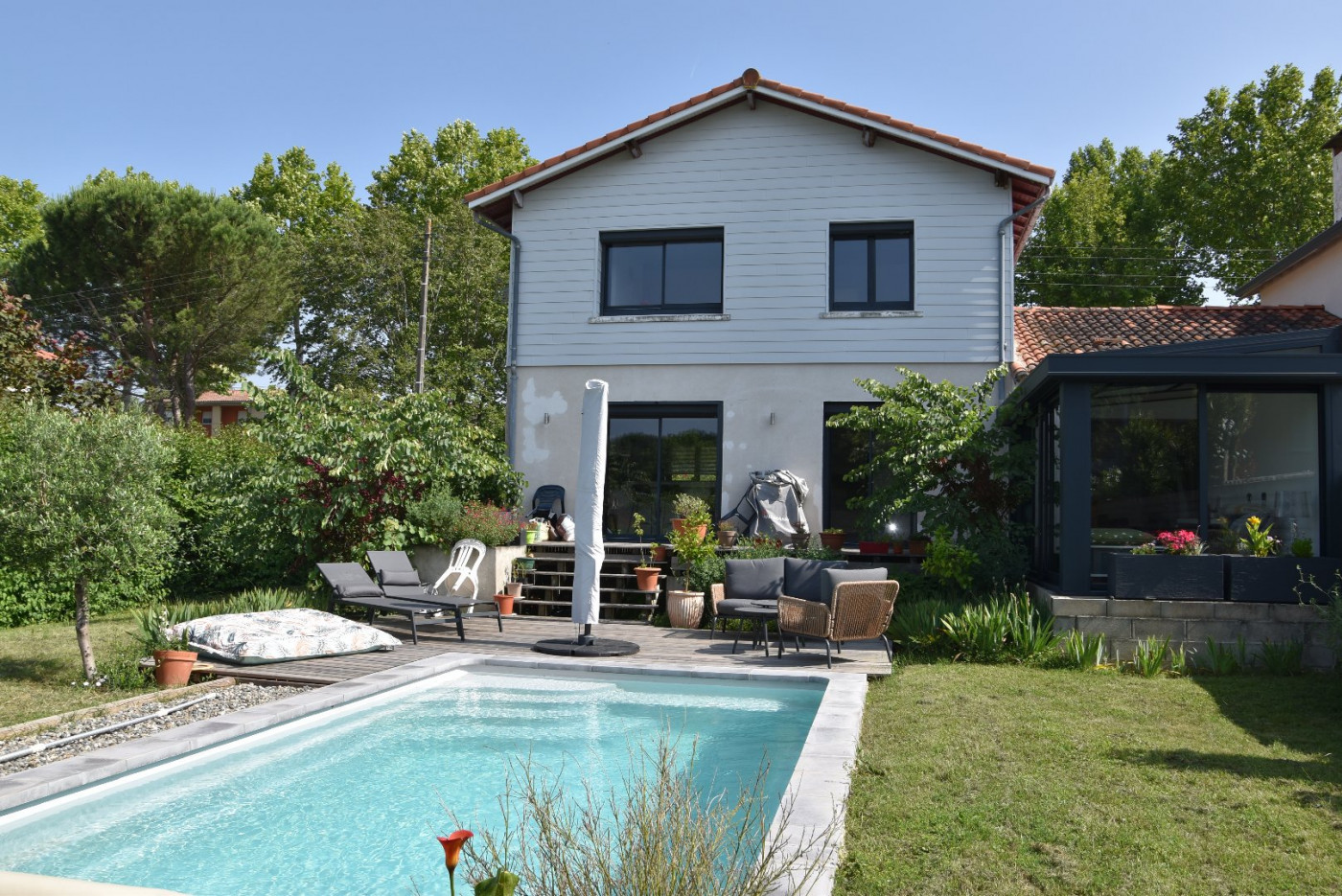 sale Maison L'isle-jourdain - Photo 1