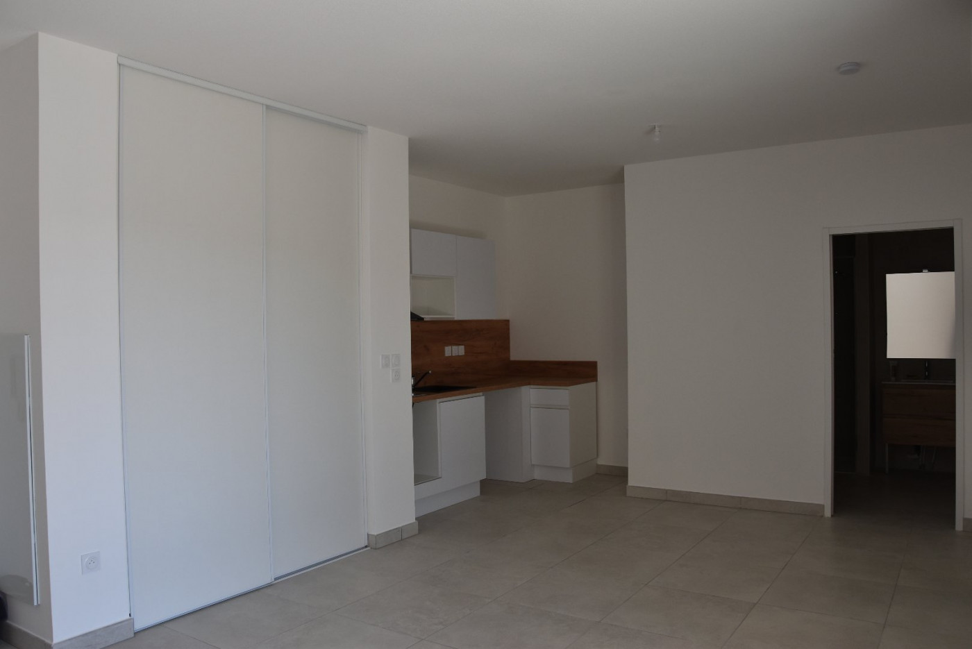 vente Appartement L'isle-jourdain - Photo 2