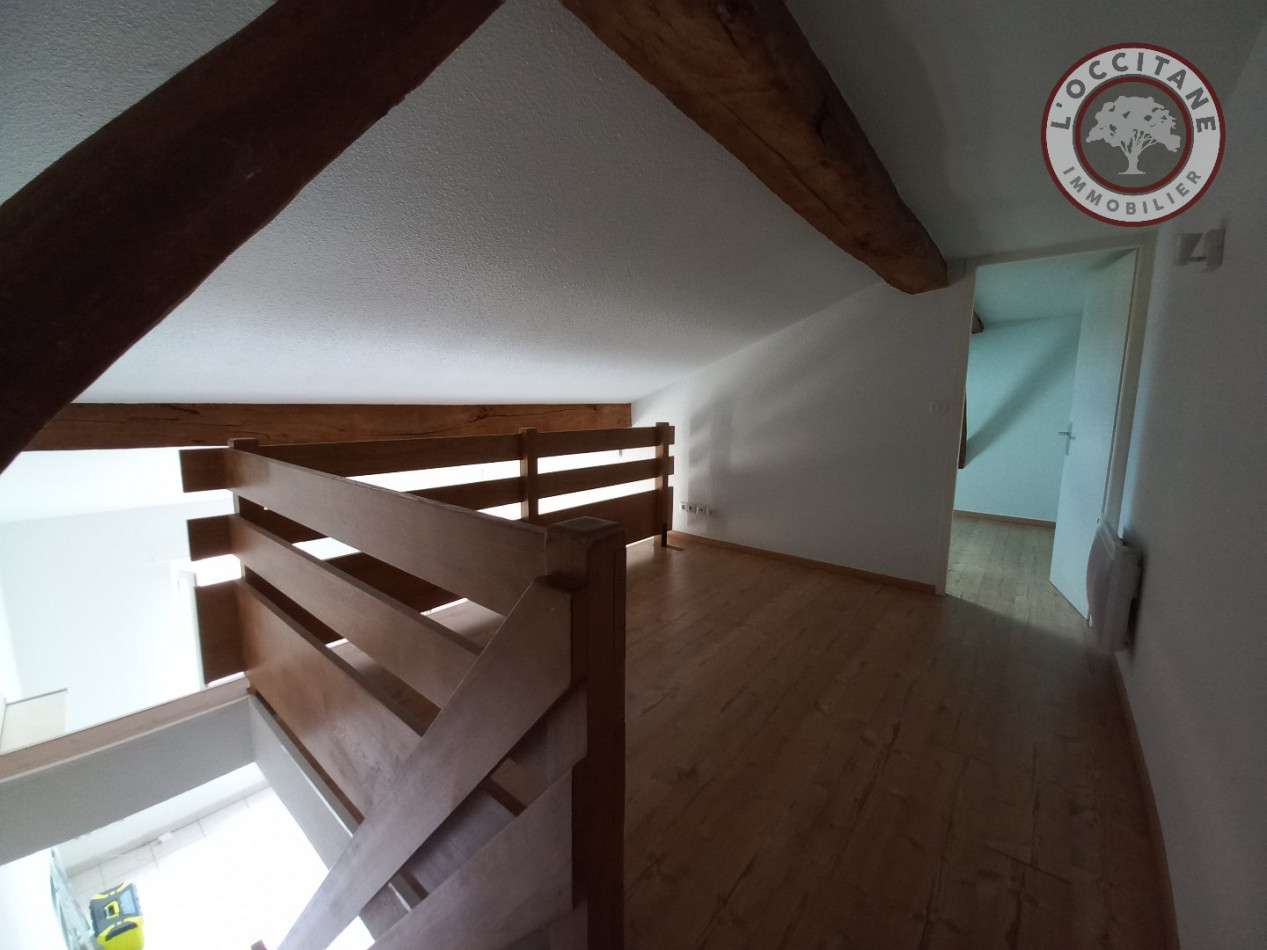 location Appartement L'isle-jourdain - Photo 4
