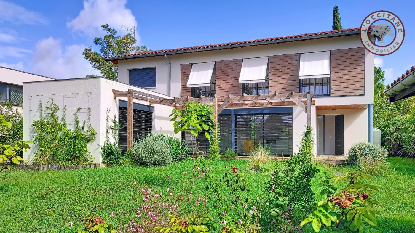 vente Maison L'isle-jourdain - Photo 1