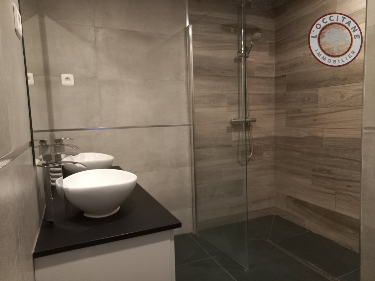 location Appartement L'isle-jourdain - Photo 6