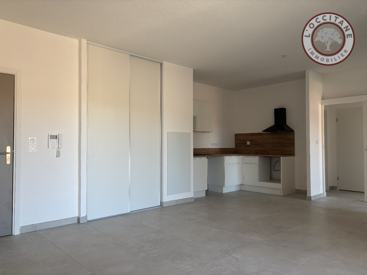 location Appartement L'isle-jourdain - Photo 2