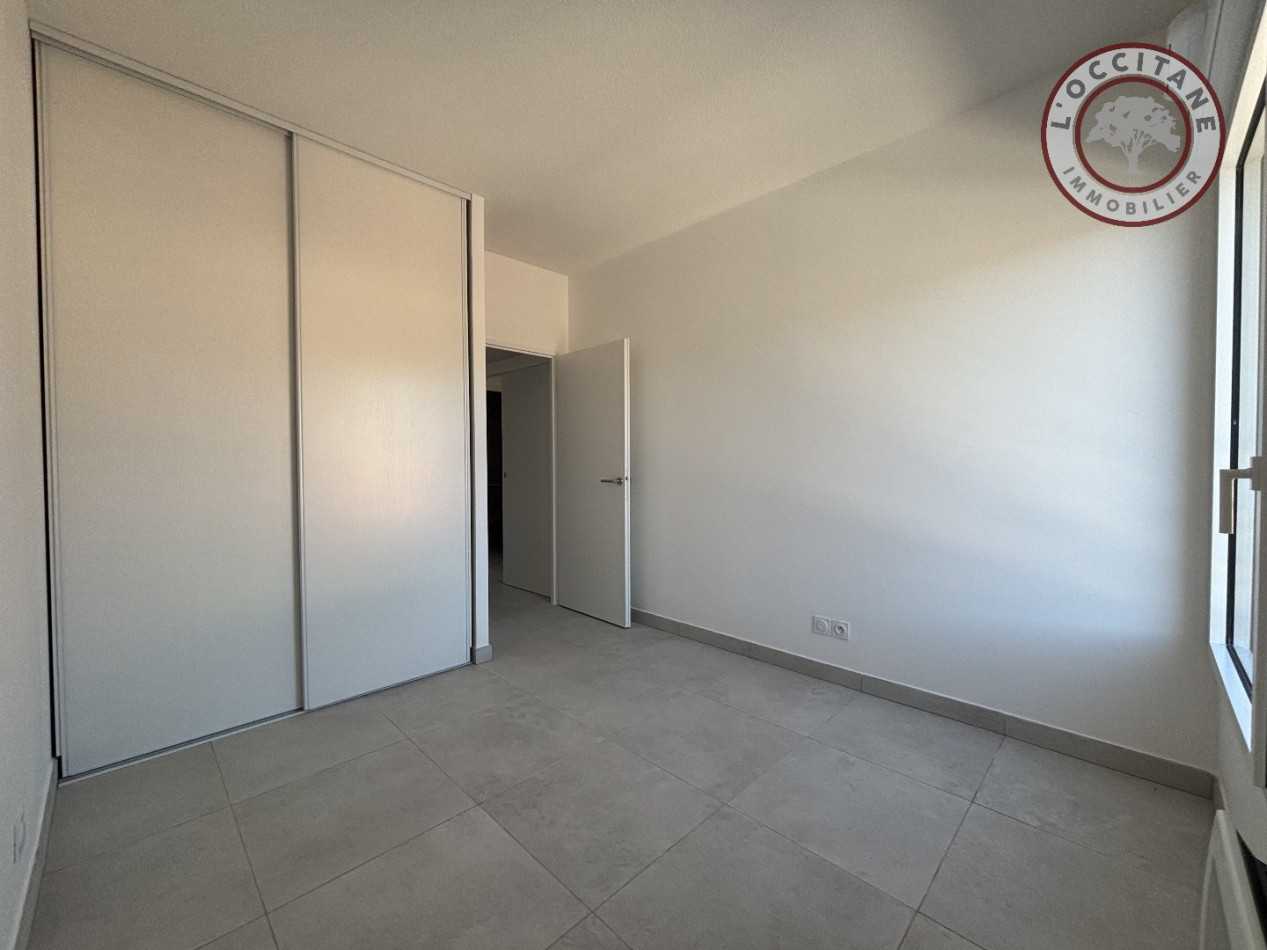 location Appartement L'isle-jourdain - Photo 3