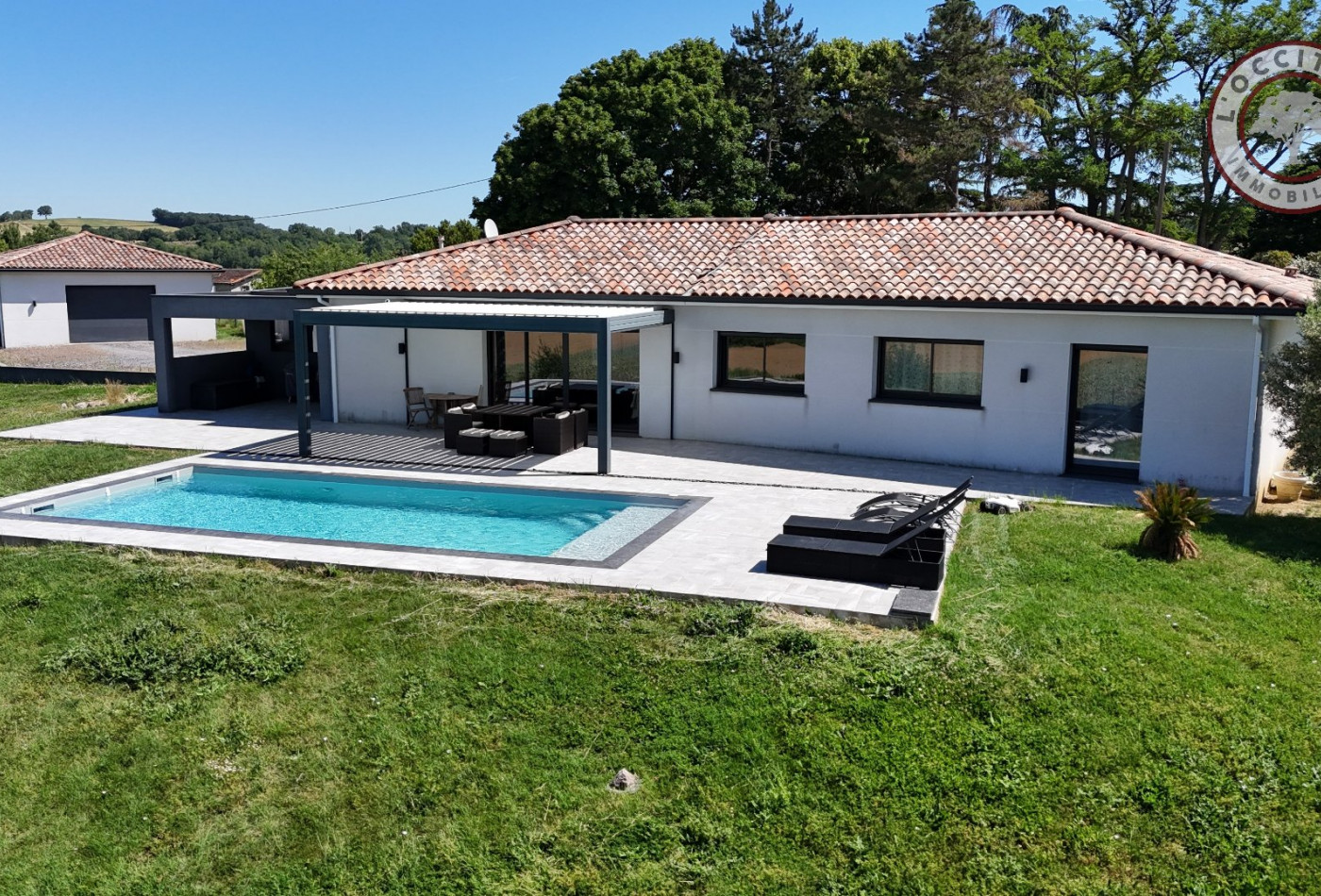vente Maison L'isle-jourdain - Photo 1